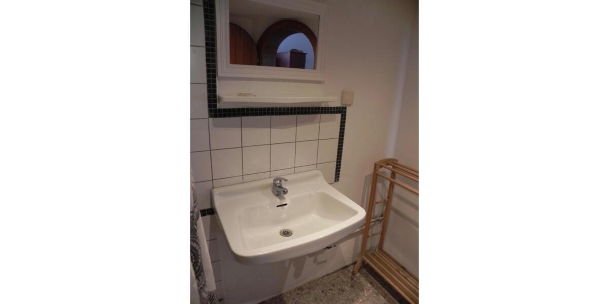 Erdgeschoßwohnung Krefeld - 1 Zimmer, 32 m&sup2;, 570&euro; | Angebot:24603814