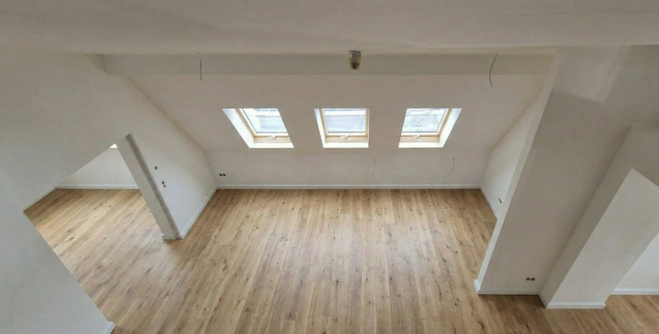 Dachgeschoßwohnung Leipzig Mitte - 5 Zimmer, 170 m&sup2;, 2.980&euro; | Angebot:25136049