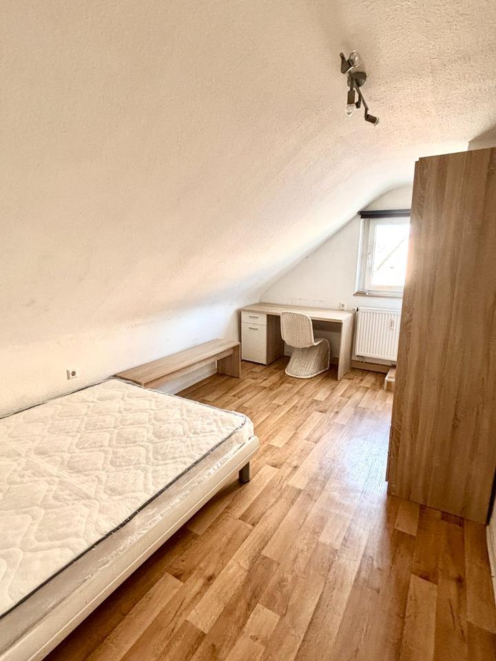 WG-Zimmer in schöner Maisonette-Wohnung