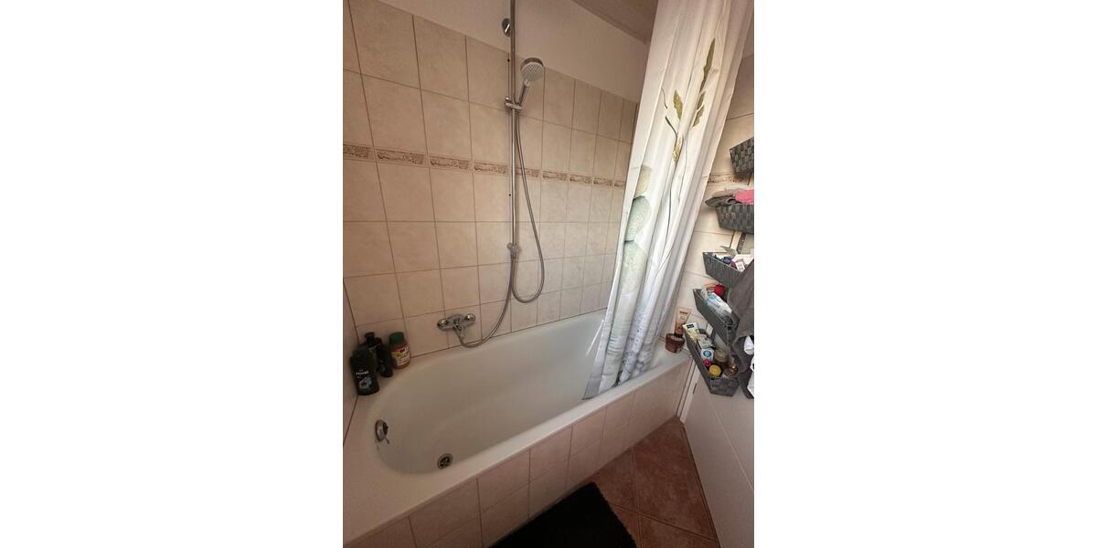 Doppelhaushälfte Wegberg - 4 Zimmer, 135 m&sup2;, 1.600&euro; | Angebot:26260772