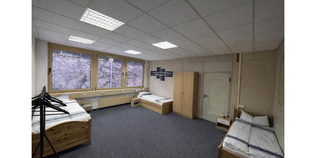 Wohnen auf Zeit Würzburg Lengfeld - 5 Zimmer, 250 m&sup2;, 23&euro; | Angebot:26680505