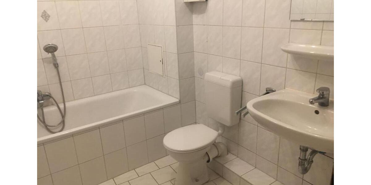 Etagenwohnung Quedlinburg - 2 Zimmer, 62 m&sup2;, 380&euro; | Angebot:26479939