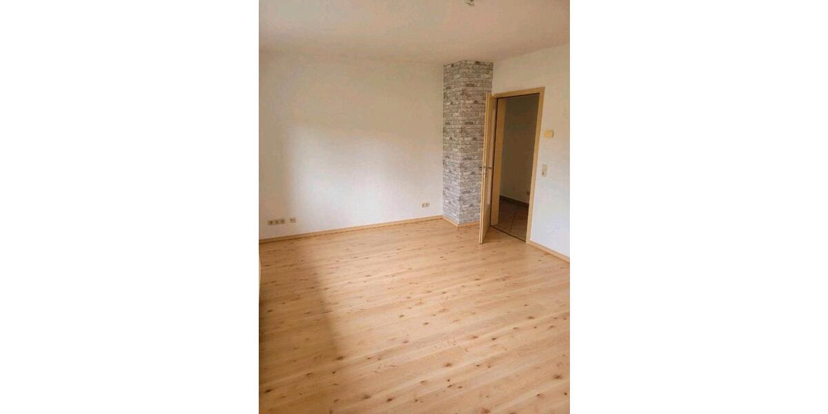 Etagenwohnung Hartha - 2 Zimmer, 60 m&sup2;, 366&euro; | Angebot:24355976