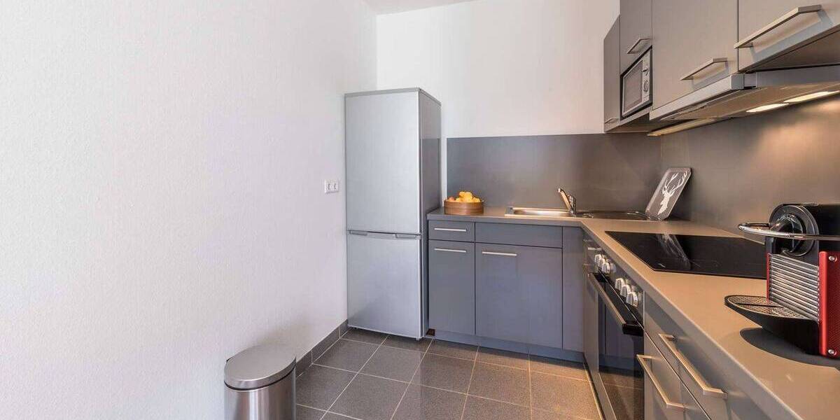Etagenwohnung Frankfurt am Main Westend-Süd - 2 Zimmer, 48 m&sup2;, 1.810&euro; | Angebot:26824537