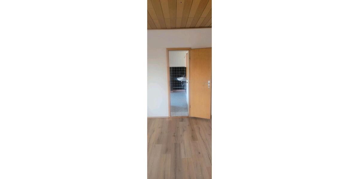 Etagenwohnung Osnabrück Nahne - 5 Zimmer, 115 m&sup2;, 1.400&euro; | Angebot:25946898