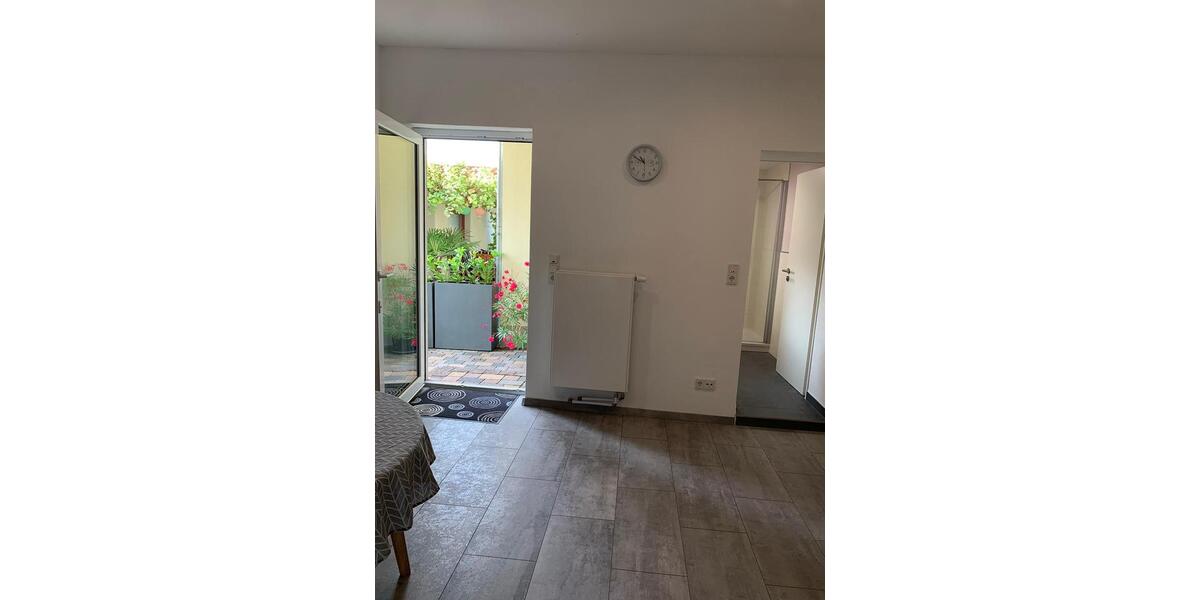 Helle moderne Ferienwohnung m. SAUNA auch PendlerLangzeitmiete 2 zimmer