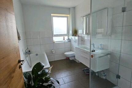 Wohnung Lich - 3 Zimmer, 110 m&sup2;, 1.100&euro; | Angebot:25326482