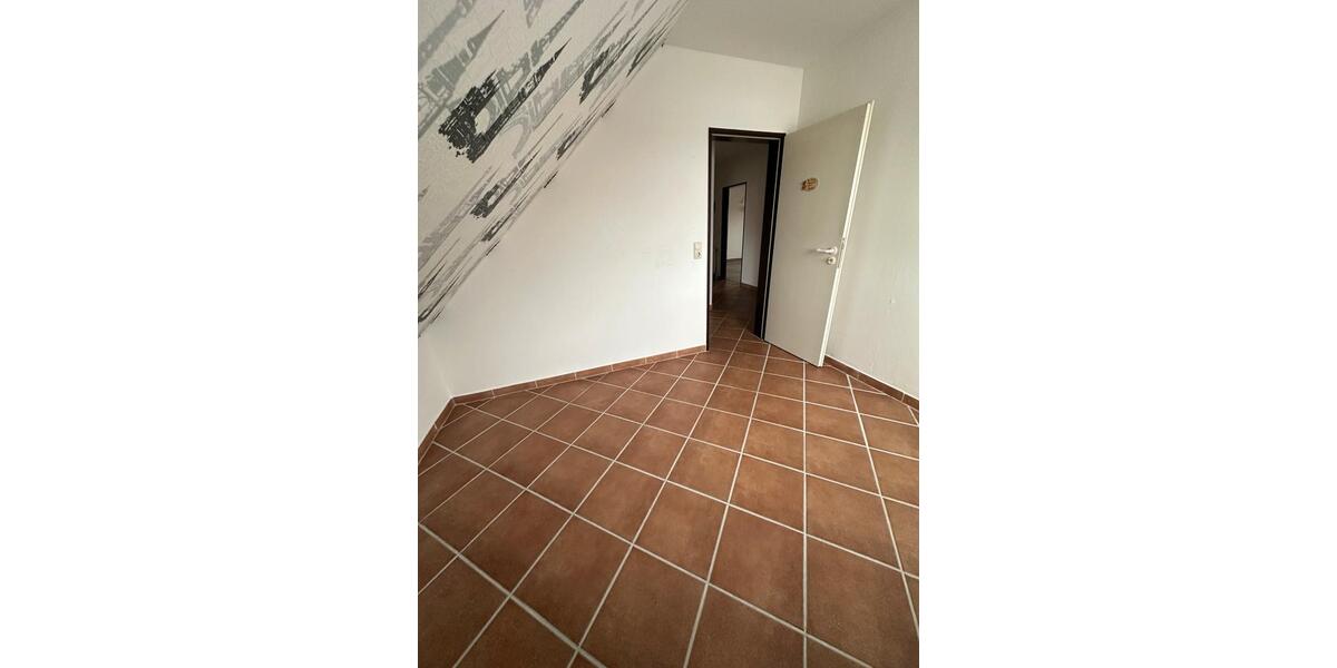 Dachgeschoßwohnung Wittmund - 3 Zimmer, 67 m&sup2;, 680&euro; | Angebot:25012483