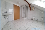 3-Raumwohnung unterm Dach in KöthenAnhalt - Einbauküche ist dabei - Etagenwohnung Köthen | Angebot:25568880