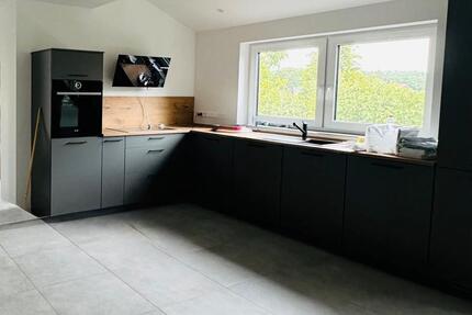 Helle Dachgeschosswohnung in ruhiger Lage - Hagen Neustadt aRbge. 4 zimmer