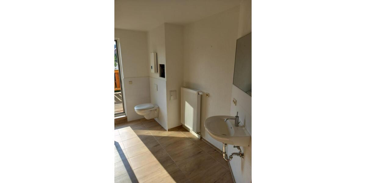 Dachgeschoßwohnung Colditz - 3 Zimmer, 105 m&sup2;, 700&euro; | Angebot:26445173