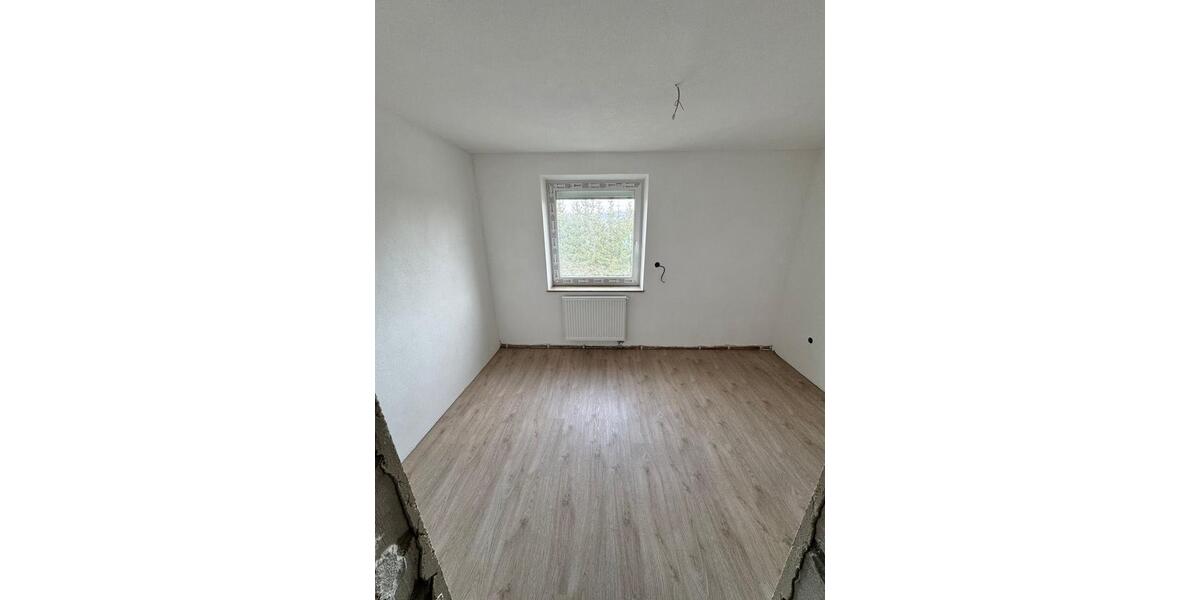 Etagenwohnung Treuchtlingen - 4 Zimmer, 70 m&sup2;, 680&euro; | Angebot:26042050
