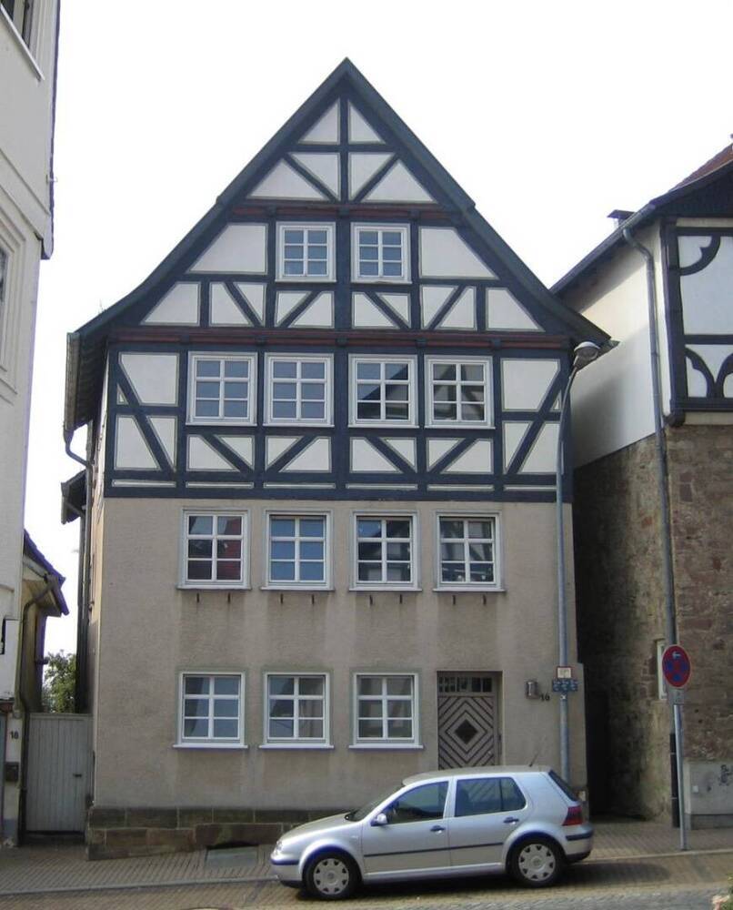 Wohnen direkt in der Innenstadt von Fritzlar - 3 ZKB im Fachwerkhaus