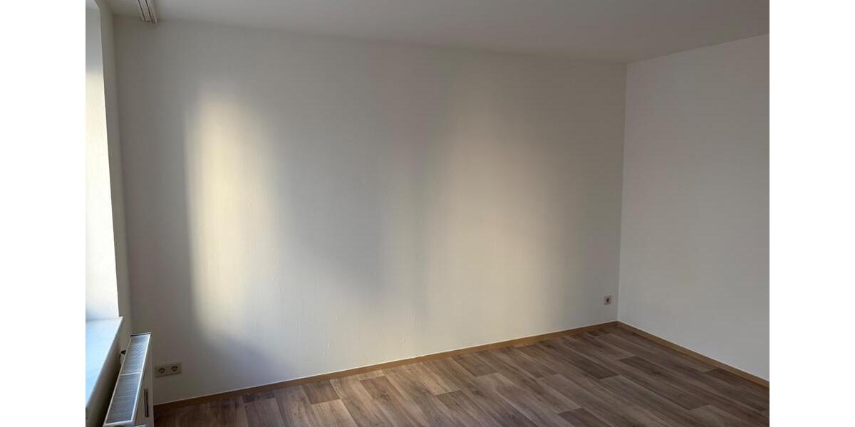 Erdgeschoßwohnung Staßfurt - 1 Zimmer, 35 m&sup2;, 300&euro; | Angebot:23419304
