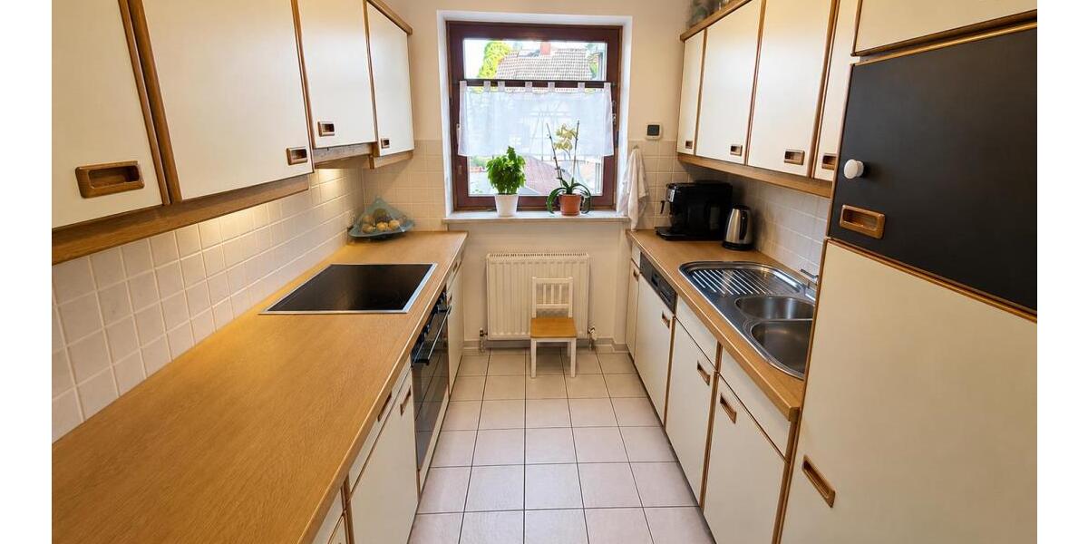 gut geschnittene 3 Zimmer Wohnung in schöner Lage von Bad Soden Neuenhain - Etagenwohnung Bad Soden | Angebot:27071475