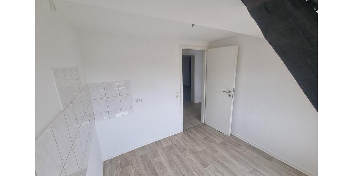 Dachgeschoßwohnung Burg - 2 Zimmer, 57 m&sup2;, 370&euro; | Angebot:26458955