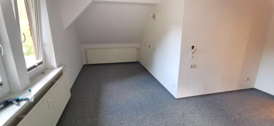 Dachgeschoßwohnung Schwarzatal - 3 Zimmer, 80 m&sup2;, 400&euro; | Angebot:26221782