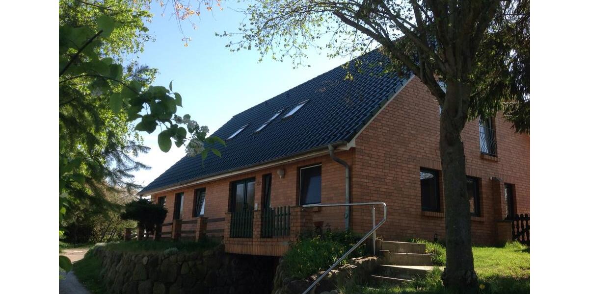 Dachgeschoßwohnung Satow - 2 Zimmer, 52 m&sup2;, 530&euro; | Angebot:24813952