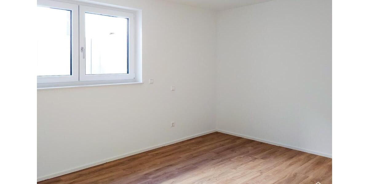 Erdgeschoßwohnung Igersheim - 3 Zimmer, 89 m&sup2;, 990&euro; | Angebot:24613410