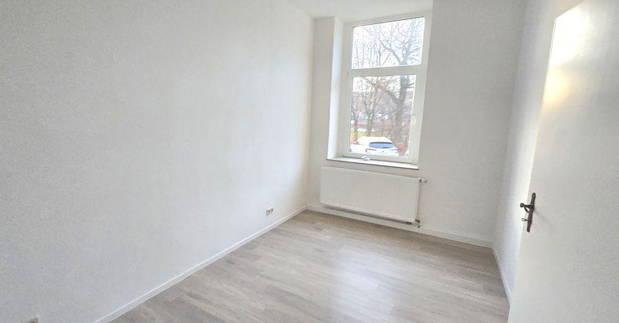 Erdgeschoßwohnung Döbeln - 2 Zimmer, 50 m&sup2;, 298&euro; | Angebot:23779158