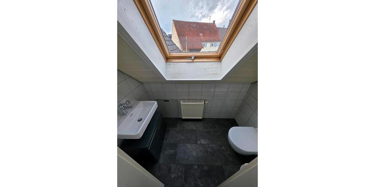 Dachgeschoßwohnung Geislingen - 2 Zimmer, 77 m&sup2;, 900&euro; | Angebot:25716857