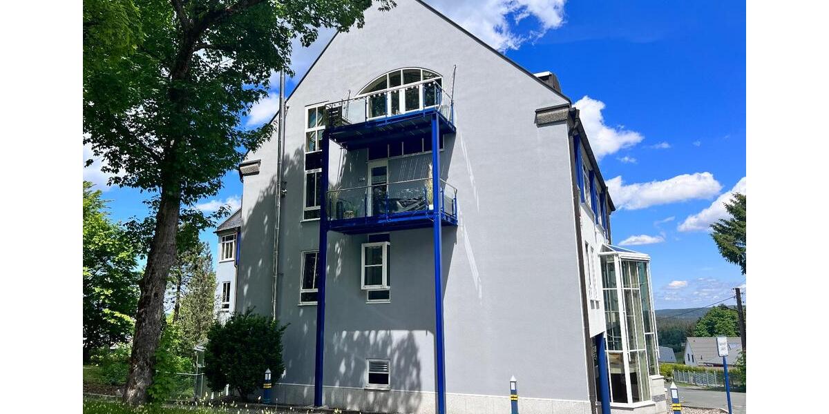 Maisonettenwohnung Neuhaus am Rennweg - 6.5 Zimmer, 270 m&sup2;, 1.198&euro; | Angebot:25842506