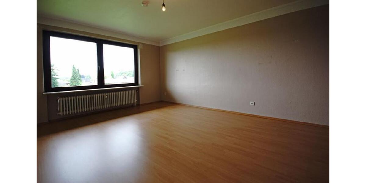 Dachgeschoßwohnung Tostedt - 3 Zimmer, 115 m&sup2;, 1.150&euro; | Angebot:26398848