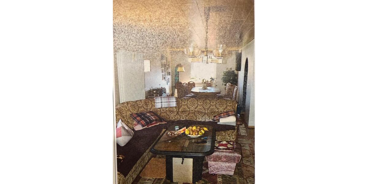 Etagenwohnung Grabfeld - 10 Zimmer, 138 m&sup2;, 800&euro; | Angebot:23760395