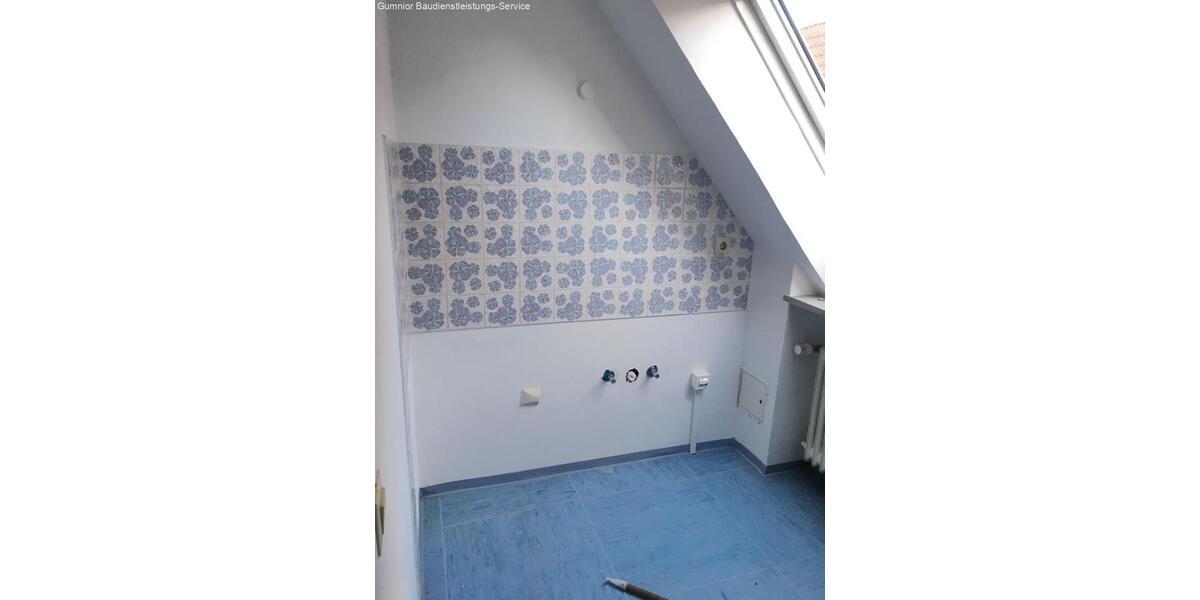 Dachgeschoßwohnung Neustadt an der Waldnaab - 2 Zimmer, 54 m&sup2;, 480&euro; | Angebot:26232823
