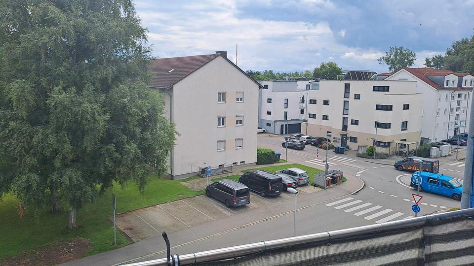 1 Zi Whg nur an ZF Mitarbeiter...