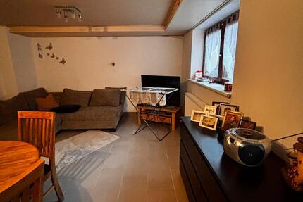 Wohnung Ehringshausen - 2 Zimmer, 60 m&sup2;, 720&euro; | Angebot:24757809