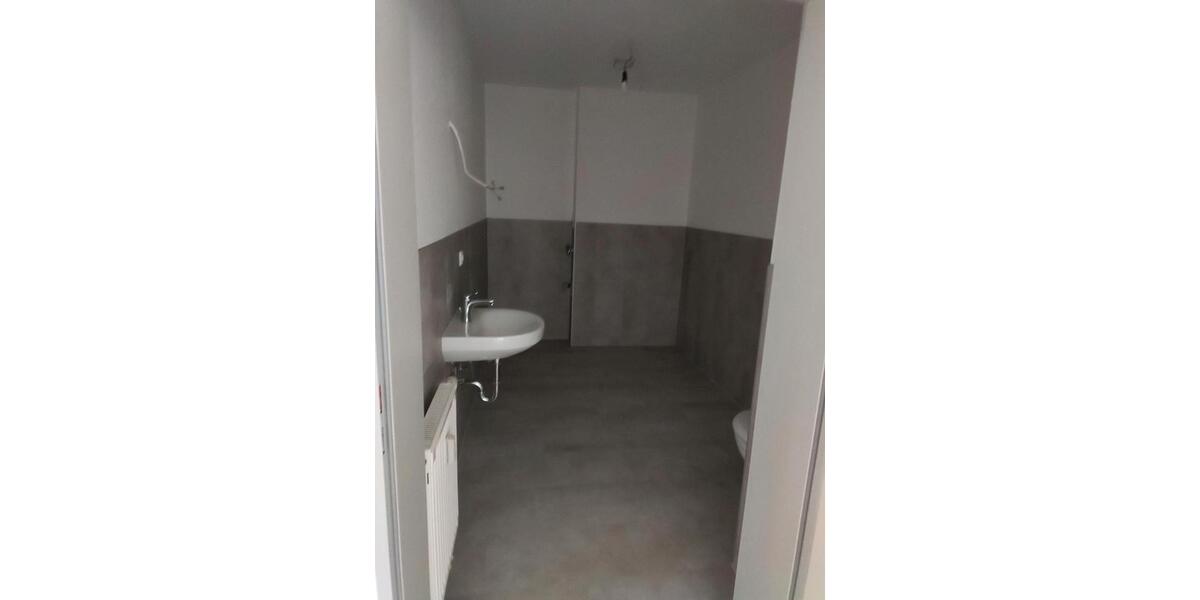 3 Zimmer Wohnung,2 Schlafzimmer, Bad, Gäste WC, Parkplatz 3 zimmer