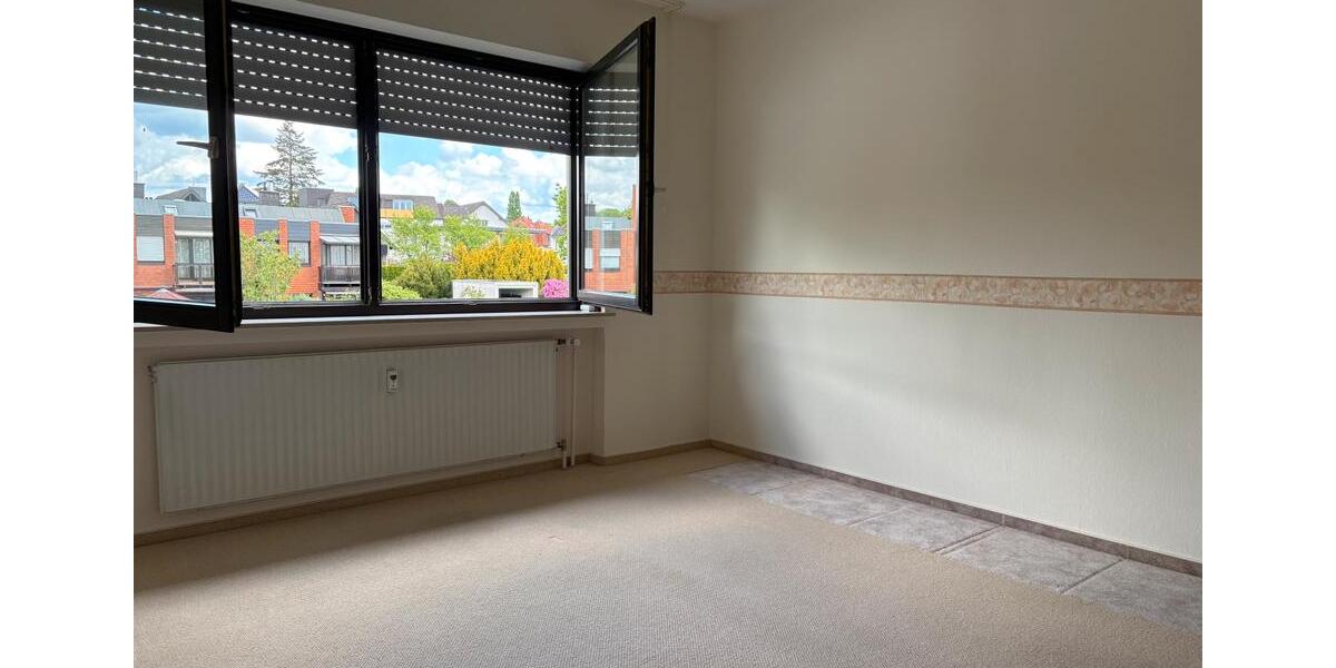 Etagenwohnung Bad Salzuflen - 3 Zimmer, 90 m&sup2;, 990&euro; | Angebot:26679297
