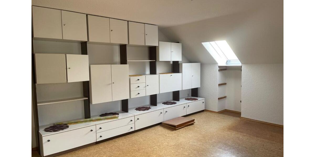 Doppelhaushälfte Heilsbronn - 6 Zimmer, 240 m&sup2;, 1.900&euro; | Angebot:24535997