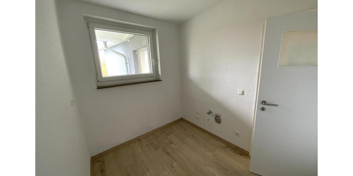 Etagenwohnung Remscheid Lüttringhausen - 2 Zimmer, 51 m&sup2;, 449&euro; | Angebot:26042957