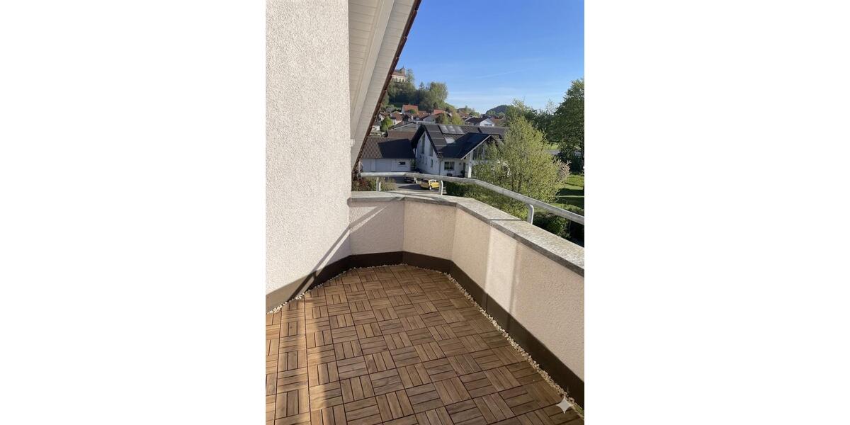 Dachgeschoßwohnung Waldburg - 1 Zimmer, 42 m&sup2;, 585&euro; | Angebot:26320179