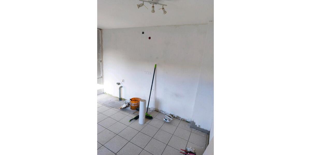 Etagenwohnung Nienburg (Weser) - 4 Zimmer, 90 m&sup2;, 1.000&euro; | Angebot:25418741