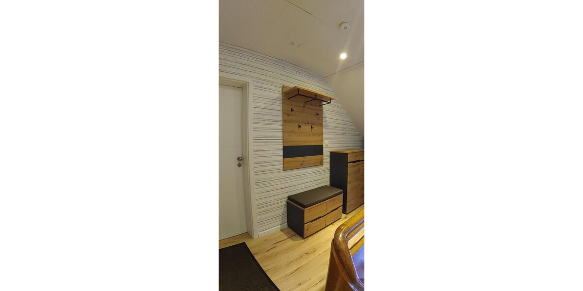 Dachgeschoßwohnung Warburg - 3 Zimmer, 72 m&sup2;, 600&euro; | Angebot:25257675