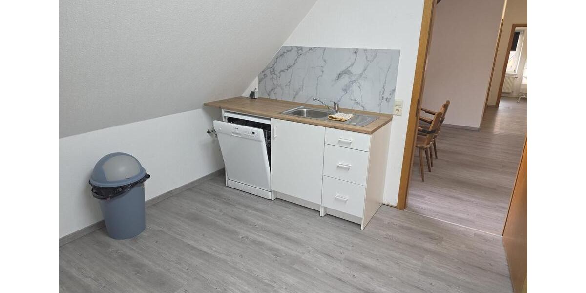 Dachgeschoßwohnung Kusel - 4 Zimmer, 85 m&sup2;, 2.500&euro; | Angebot:25899500