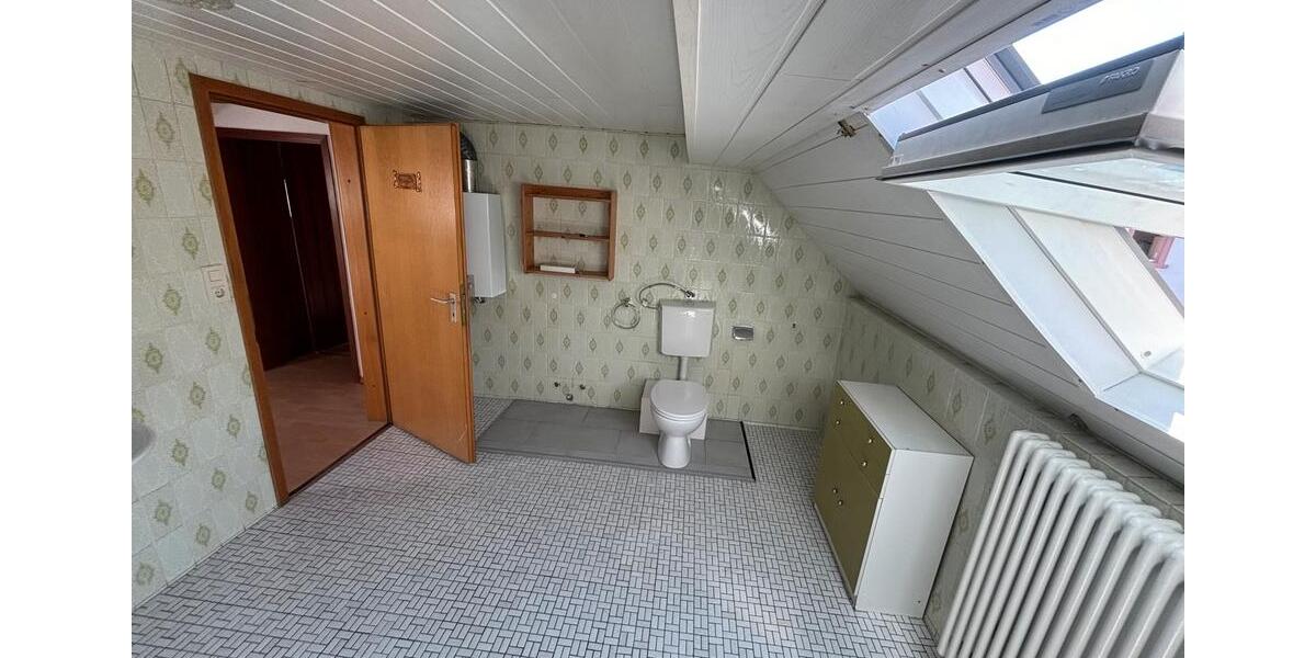 Wohnung Haus zur Miete inklusive Doppelgarage sowie Garten 9 zimmer