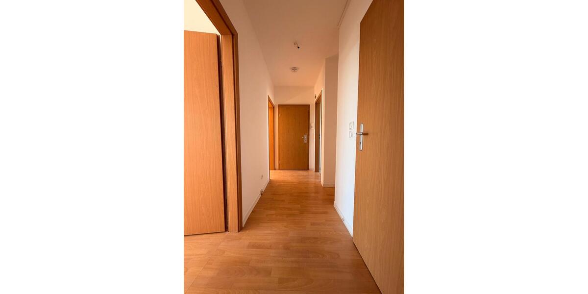 Etagenwohnung Raguhn-Jeßnitz Jeßnitz - 4 Zimmer, 70 m&sup2;, 420&euro; | Angebot:26383657