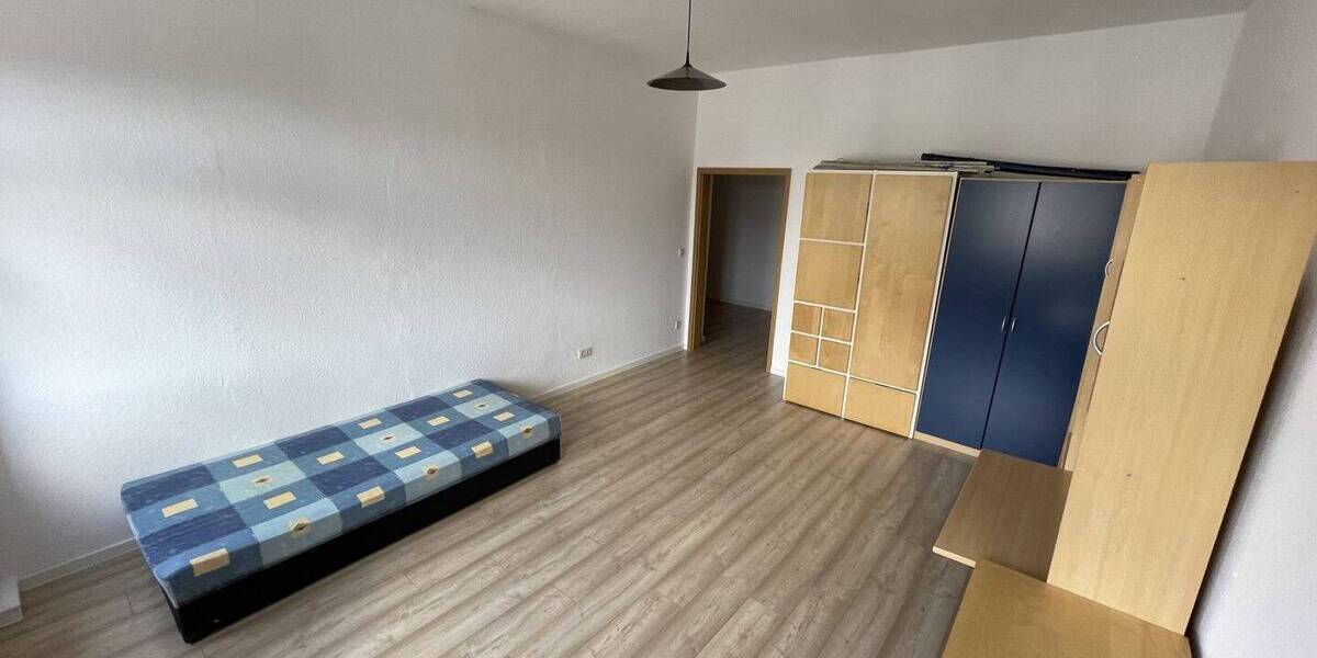 Etagenwohnung Görlitz Innenstadt - 3 Zimmer, 86 m&sup2;, 435&euro; | Angebot:26042932