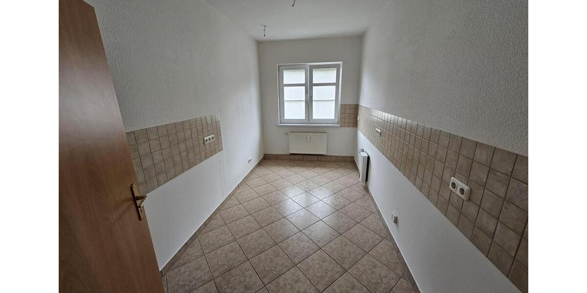 Etagenwohnung Eberswalde Brandenburgisches Viertel - 4 Zimmer, 106 m&sup2;, 1.160&euro; | Angebot:26492625
