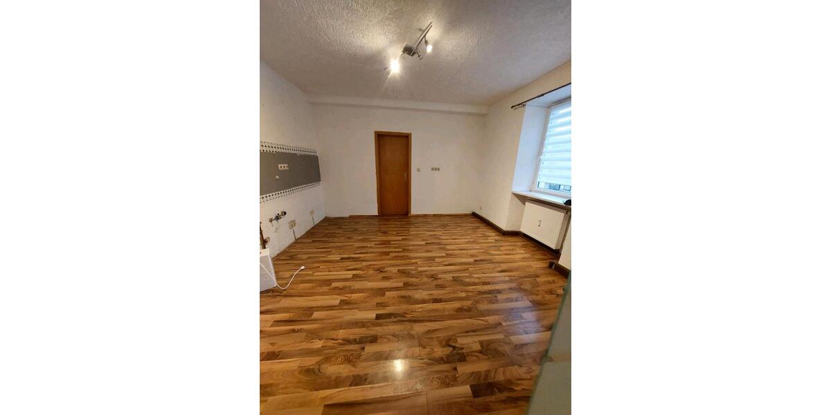 Etagenwohnung Ottweiler - 3 Zimmer, 80 m&sup2;, 650&euro; | Angebot:24819234