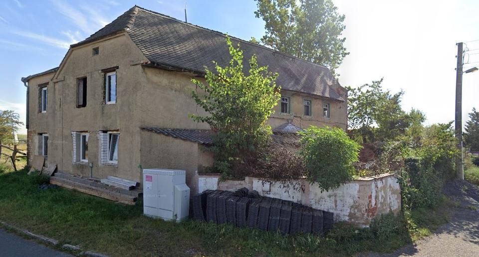 Haus im Dornröschenschlaf. 3 zimmer