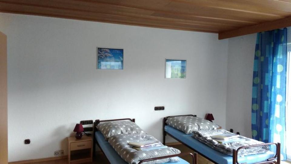 Wohnen auf Zeit Regensburg Galgenberg - 3 Zimmer, 65 m&sup2;, 18&euro; | Angebot:25784193