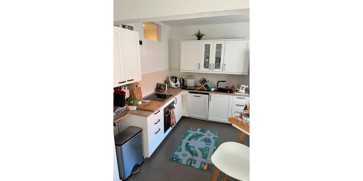Etagenwohnung Berlin Neukölln - 4 Zimmer, 96 m&sup2;, 700&euro; | Angebot:26688397