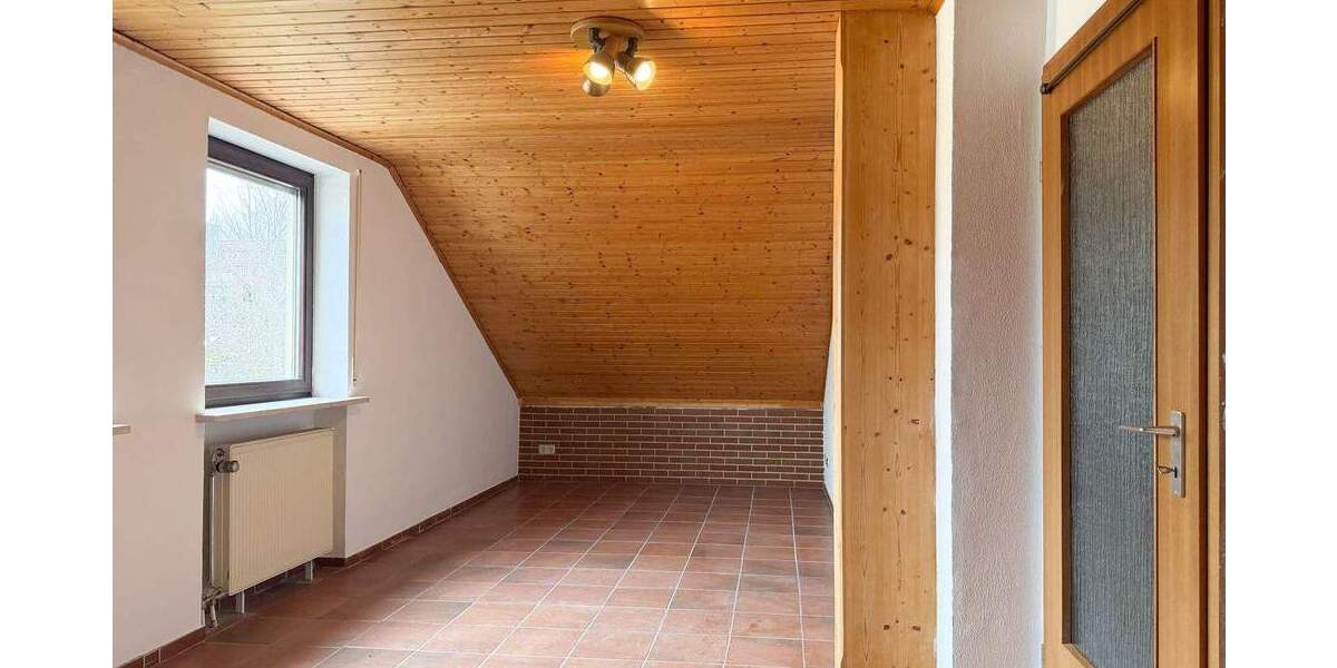 Doppelhaushälfte Fürstenfeldbruck - 6 Zimmer, 154 m&sup2;, 2.380&euro; | Angebot:25909502