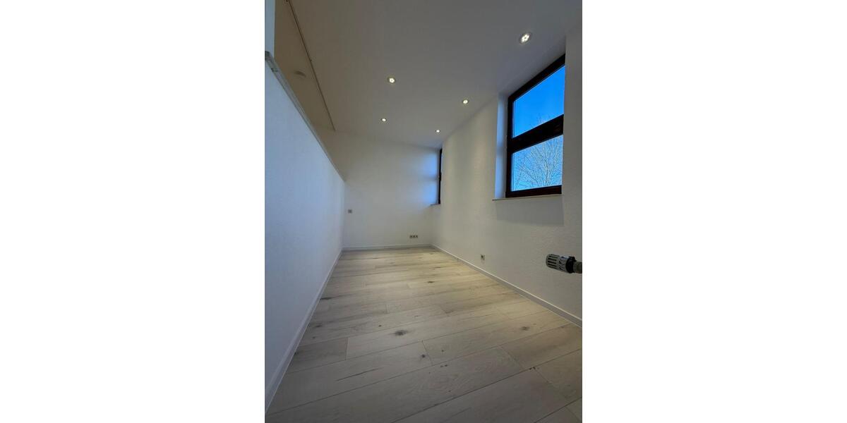 Etagenwohnung Aalen - 2 Zimmer, 65 m&sup2;, 790&euro; | Angebot:25647996