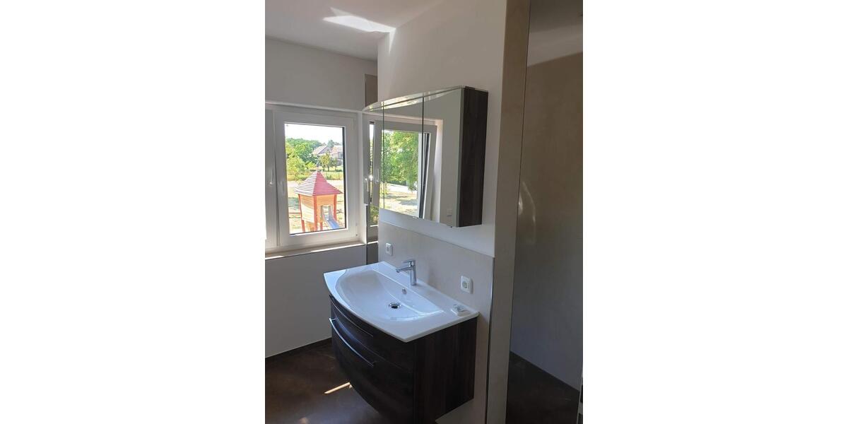 Doppelhaushälfte Kloster Lehnin - 4 Zimmer, 124 m&sup2;, 1.600&euro; | Angebot:25839602